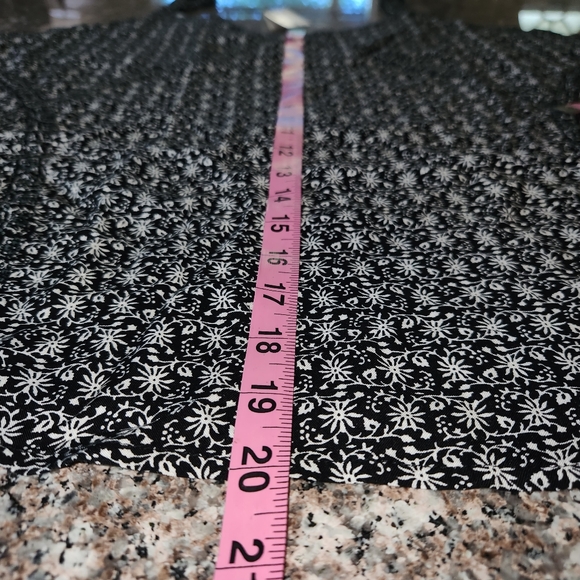 Maurices Mixed Floral Cami - Picture 10 of 11